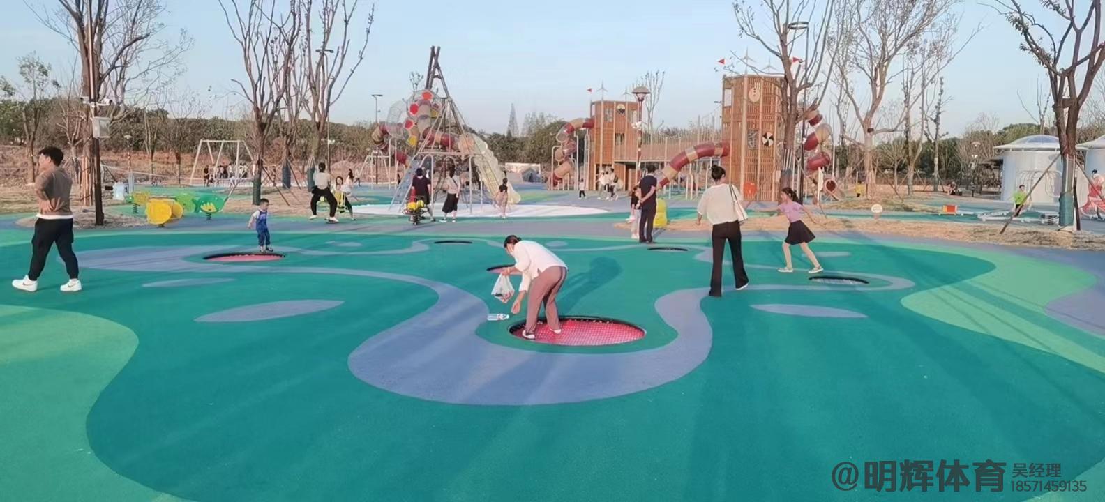 贵阳公园跑道是用什么材料做成的